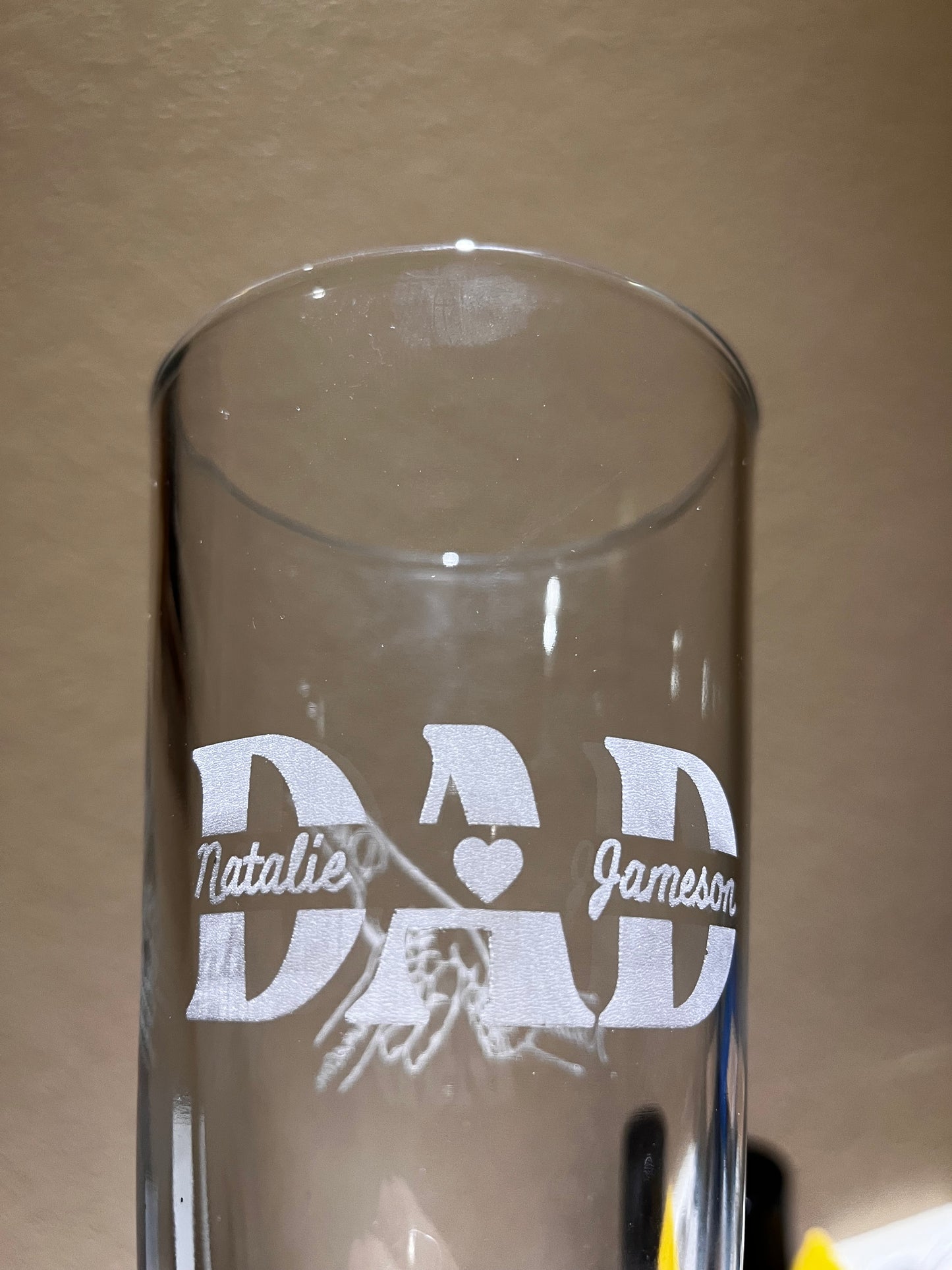 Personalized engraved pint glasses, Customize with your logo, Personalize for any occasion
