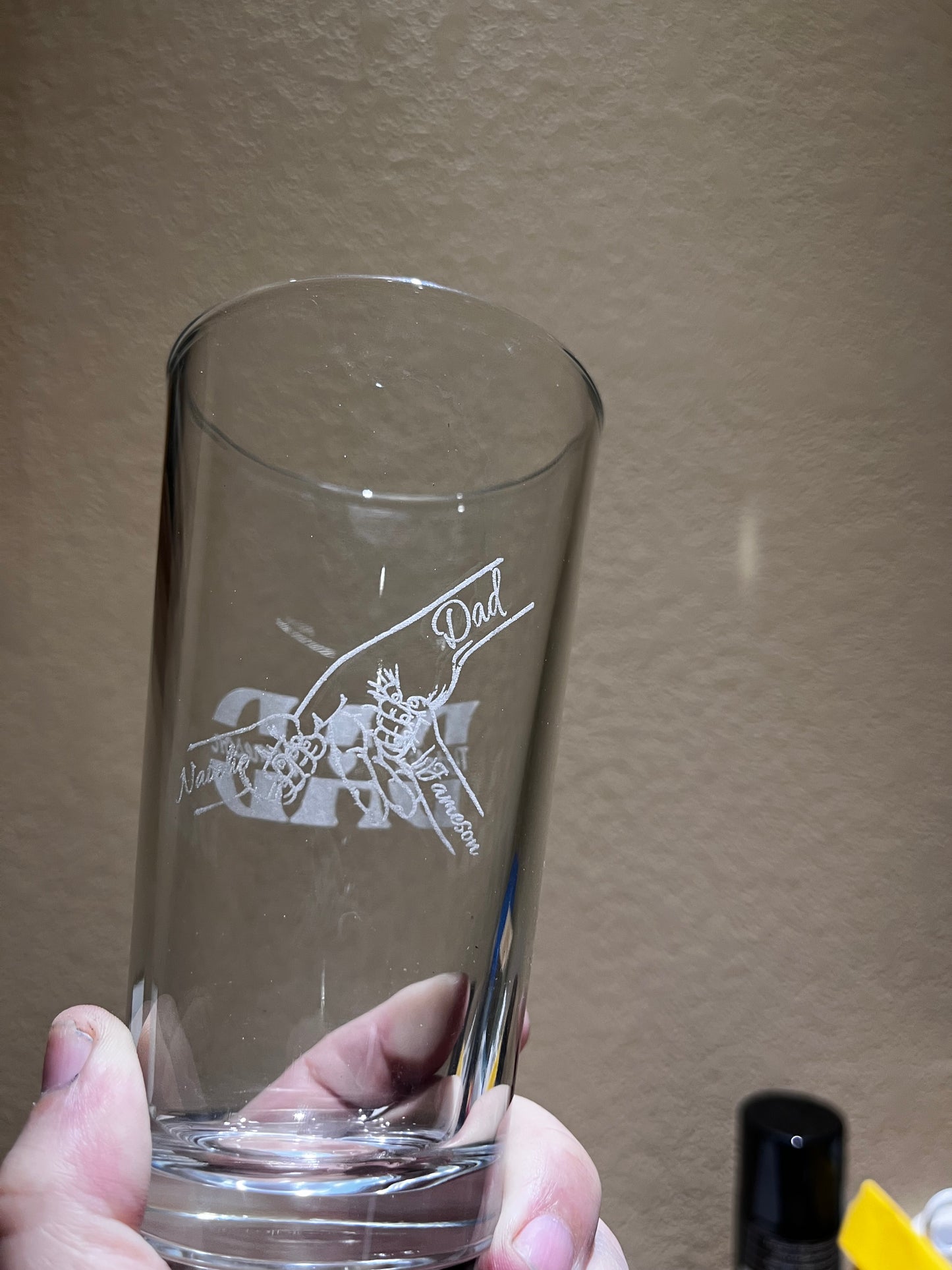 Personalized engraved pint glasses, Customize with your logo, Personalize for any occasion