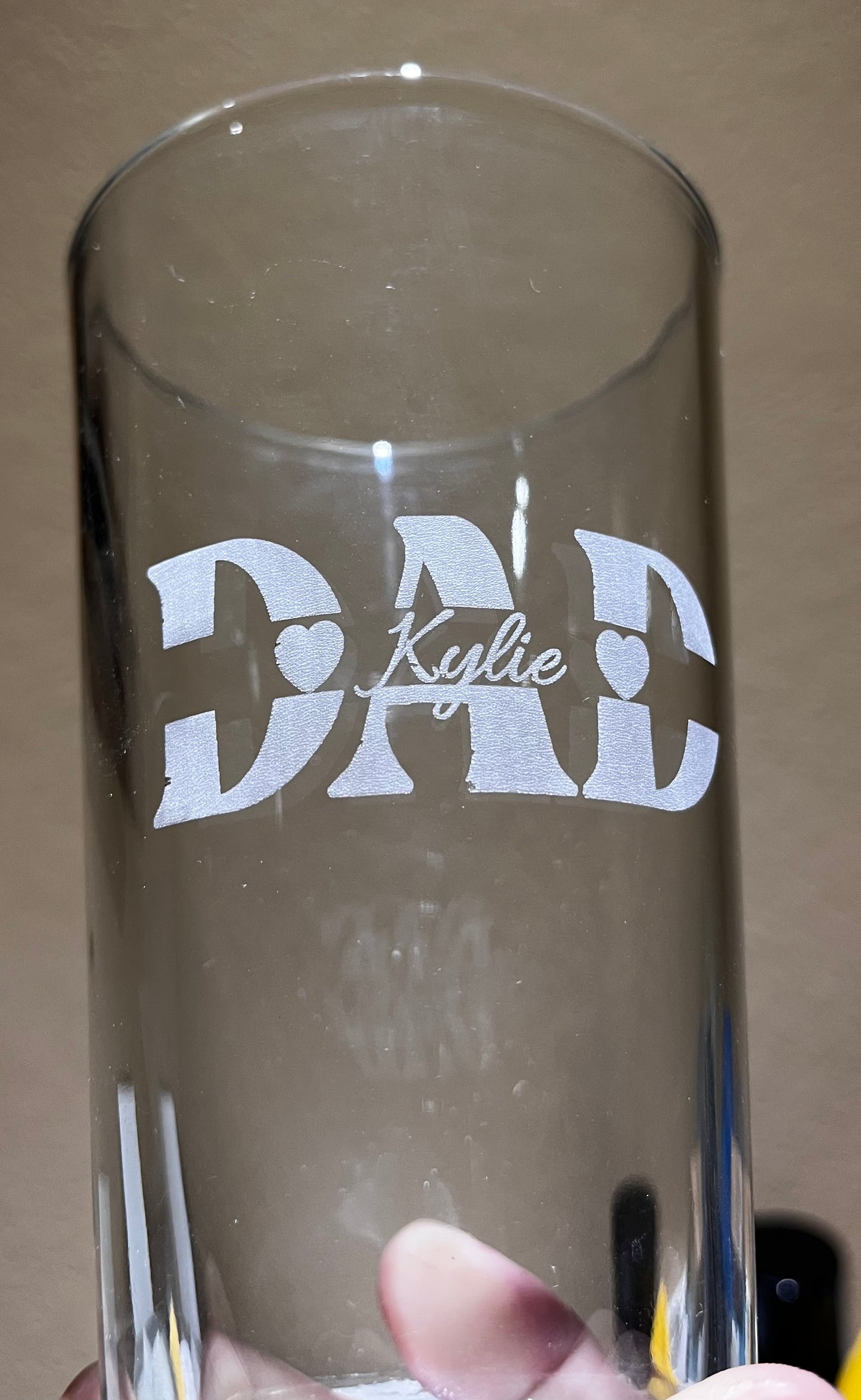 Personalized engraved pint glasses, Customize with your logo, Personalize for any occasion